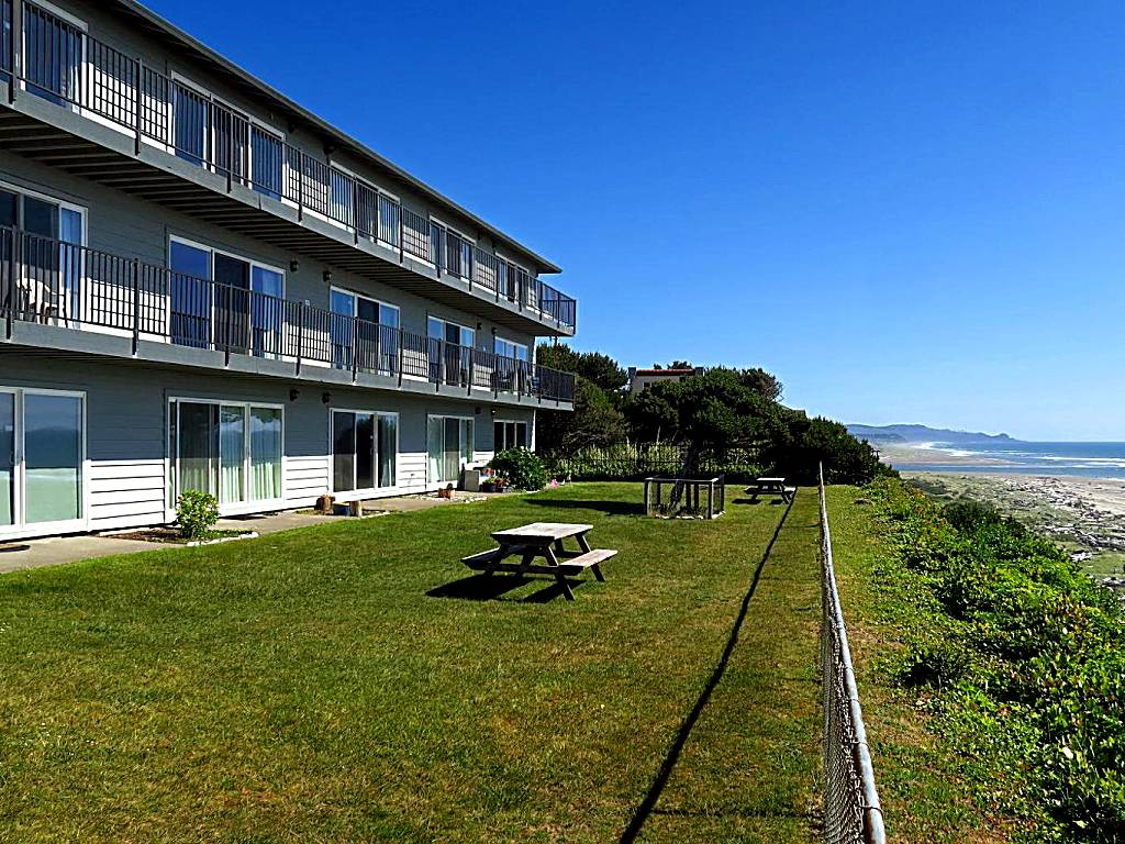 Ocean Terrace Condominiums (Lincoln City) 