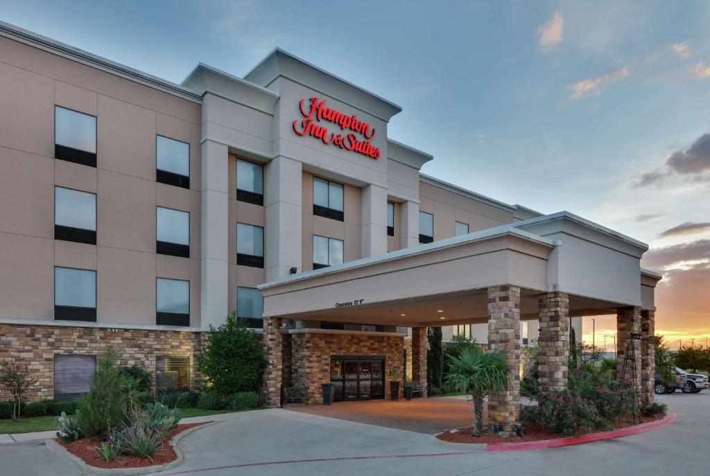 Hampton Inn & Suites Fort Worth/Forest Hill